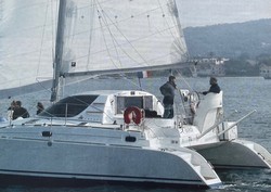 Essai : Catana 381